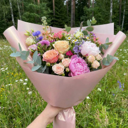 Пленка в рулоне Жемчужина чайная роза размер 58см*10м 65мкм