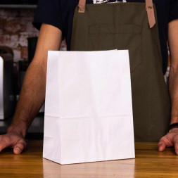 Пакет бумажный белый с прямоугольным дном 70г/м2 размер 37*32*18см уп 10шт