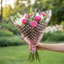 Пленка в рулоне с рисунком Сердца розовые размер 70см