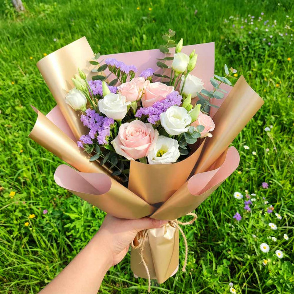 Пленка в рулоне матовая двухцветная золото светло розовый размер 58см*10м 65мкм